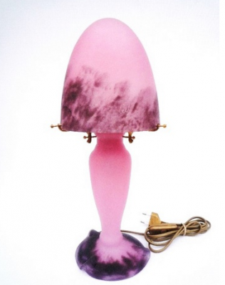 Leuchtmittel Lola PM rosa berlingot. Höhe 38 cm. Glaspaste - Leuchten