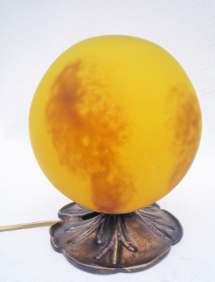 Lotus-Lampe Kugel 17 Honig. Höhe 20 cm. Solide Messing, Glaspaste - Lampen