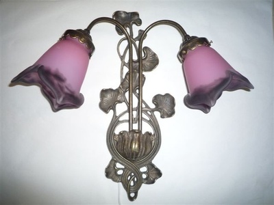 Nymphea Wandleuchte mit zwei Lampenschirmen in Glaspaste - PM Tulpen pointes Farbe rosa berlingot