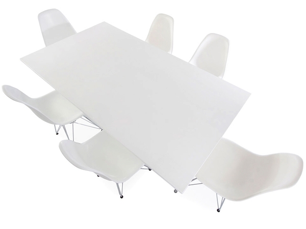 Tisch Eames Contract und 6 Stühlen